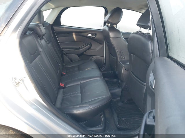 2014 FORD FOCUS SE VIN: 1FADP3F29EL201379