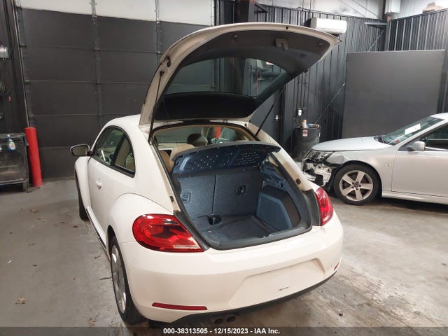2012 VOLKSWAGEN BEETLE 2.5L VIN: 3VWJP7AT0CM658000