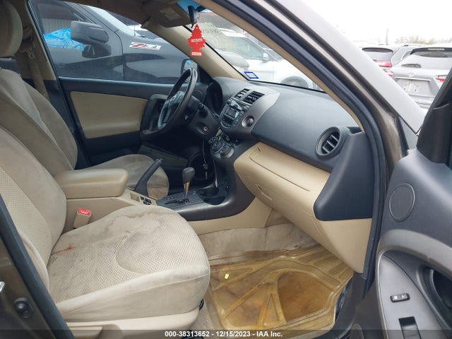 2011 TOYOTA RAV4 VIN: 2T3ZF4DV2BW080158