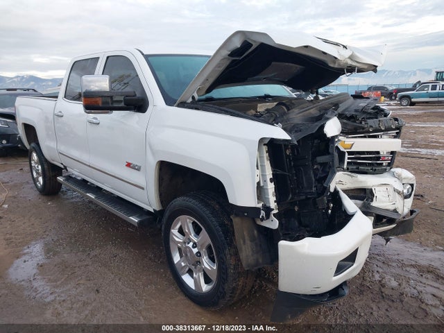 2019 1GC1KTEY6KF152332 main image