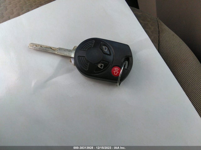 Ford ESCAPE SE 2017 1FMCU9GD3HUA94339 Image 11