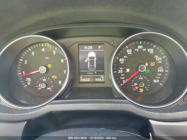1VWAA7A3XJC020613 Volkswagen Passat 2.0t R-line/2.0t S