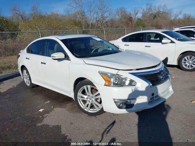 2014 NISSAN ALTIMA 3.5 SL VIN: 1N4BL3AP2EN220902