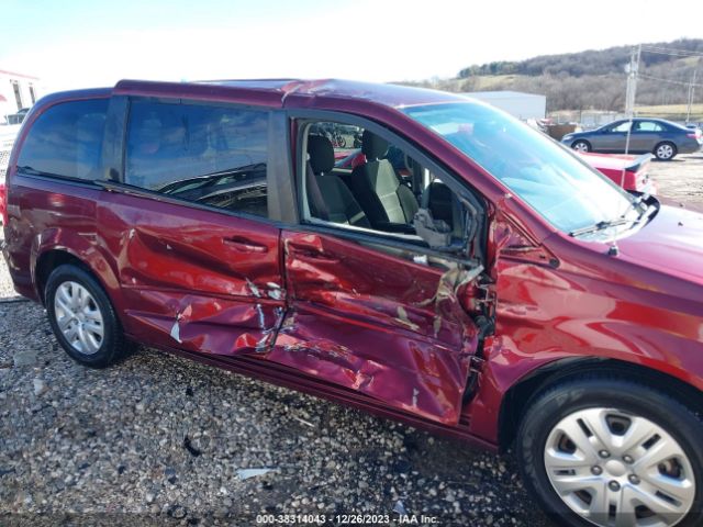 2C4RDGBG6HR844107 Dodge Grand Caravan Se
