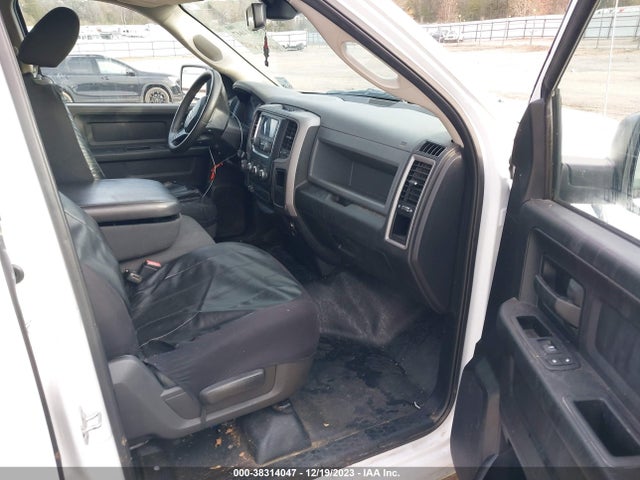 2015 RAM 1500 TRADESMAN VIN: 1C6RR7FGXFS771807
