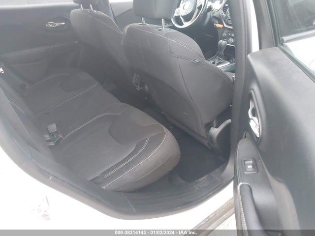 2016 JEEP CHEROKEE LATITUDE VIN: 1C4PJMCS9GW157582