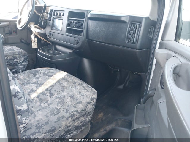 2011 CHEVROLET EXPRESS 2500 WORK VAN VIN: 1GCWGFBA0B1173576
