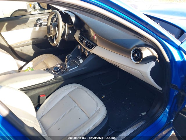 ZARFANAN1K7609709 Alfa Romeo Giulia Sport Awd