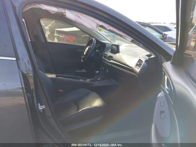 3MZBN1W38JM178168 Mazda Mazda3 Grand Touring