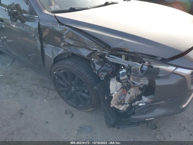 3MZBN1W38JM178168 Mazda Mazda3 Grand Touring