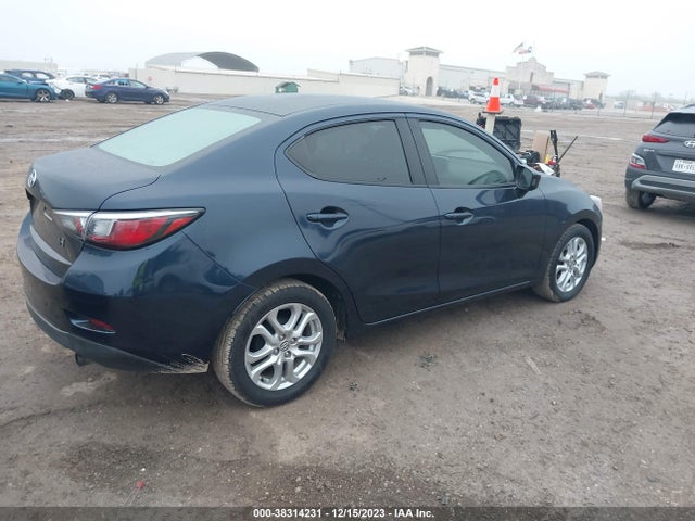 3MYDLBZV1GY113704 Scion p5v