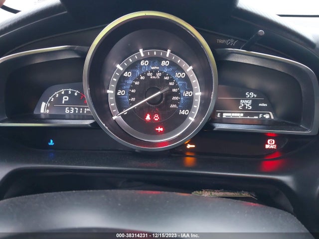 3MYDLBZV1GY113704 Scion p5v
