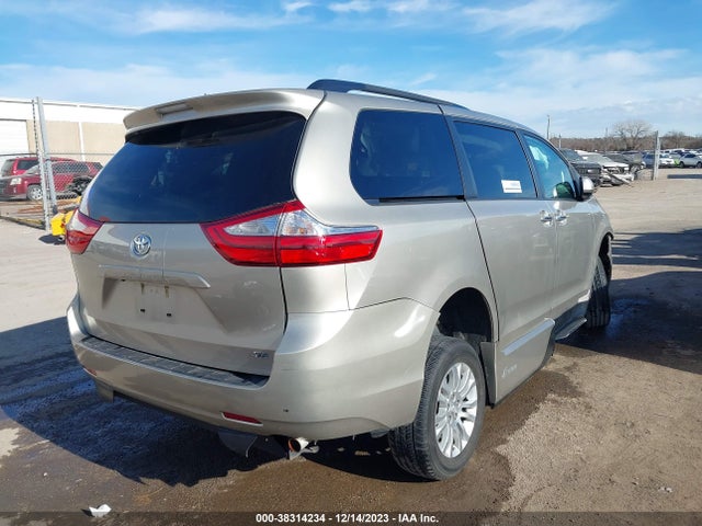 2017 TOYOTA SIENNA XLE 8 PASSENGER VIN: 5TDYZ3DC0HS786745