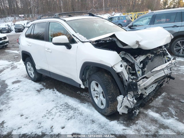 2021 TOYOTA RAV4 XLE VIN: 2T3P1RFV7MC152041