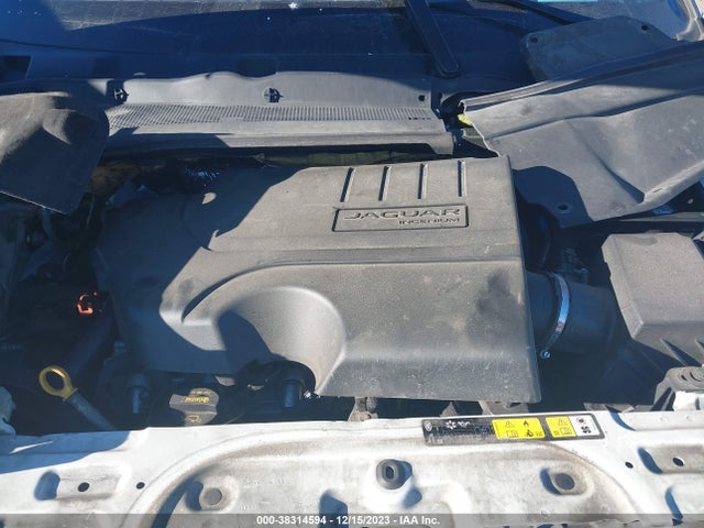 2018 JAGUAR E-PACE SADFJ2FX0J1Z31024 Photo 9