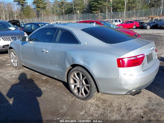 2011 AUDI A5 2.0T PREMIUM VIN: WAUCFAFRXBA022069