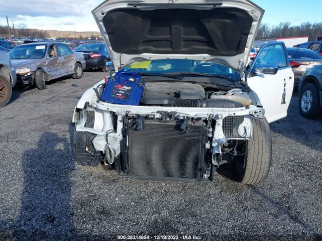 2C3CCAKG9KH698504 Chrysler 300 Limited Awd