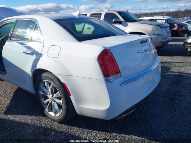2C3CCAKG9KH698504 Chrysler 300 Limited Awd