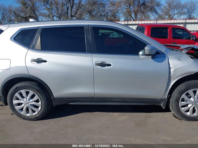 Nissan ROGUE S 2019 5N1AT2MT3KC745186 Image 14