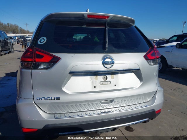 Nissan ROGUE S 2019 5N1AT2MT3KC745186 Image 17