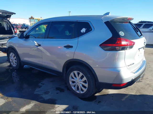 Nissan ROGUE S 2019 5N1AT2MT3KC745186 Image 3