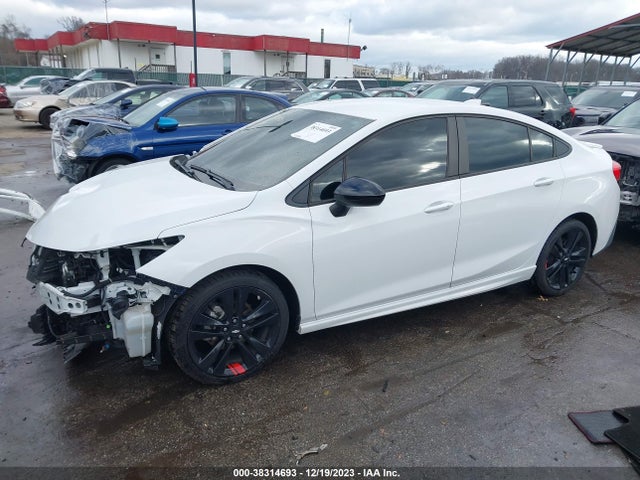 Chevrolet Cruze Lt Auto 2018 1G1BE5SM9J7207169 Image 2