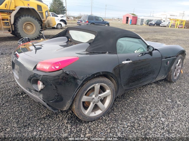 2008 PONTIAC SOLSTICE VIN: 1G2MC35B68Y122500