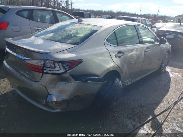 Lexus ES 300H 2018 JTHBW1GG4J2187747 Image 4