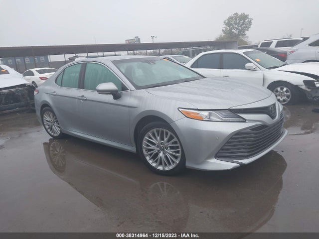 Toyota CAMRY XLE 2018 4T1B11HK4JU086114 main image