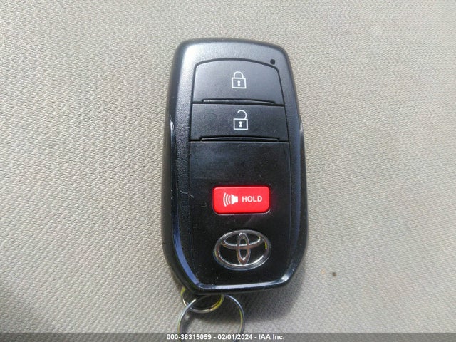 Toyota Corolla Cross Xle 2022 7MUEAAAG4NV015101 Image 11