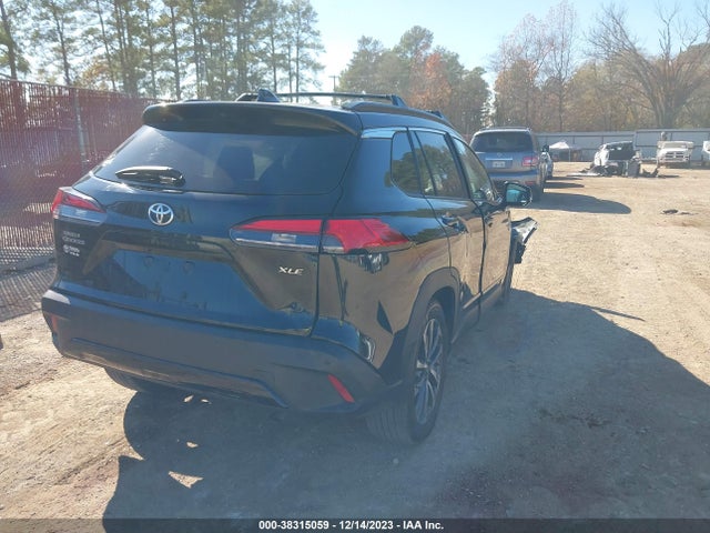 Toyota Corolla Cross Xle 2022 7MUEAAAG4NV015101 Image 4