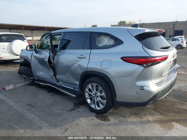 Toyota Highlander Le 2022 5TDZZRAH2NS539830 Image 3