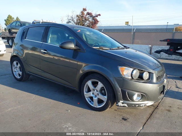 Chevrolet Sonic Ltz Auto 2016 1G1JE6SB5G4156473 главное изображение