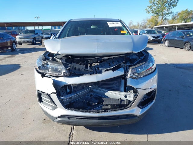Chevrolet TRAX LS 2019 3GNCJKSBXKL240321 Image 6