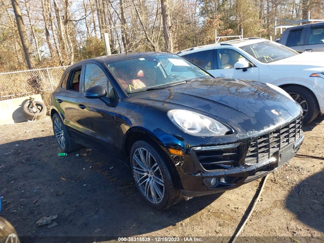 2017 PORSCHE MACAN WP1AA2A58HLB05692 Photo 0