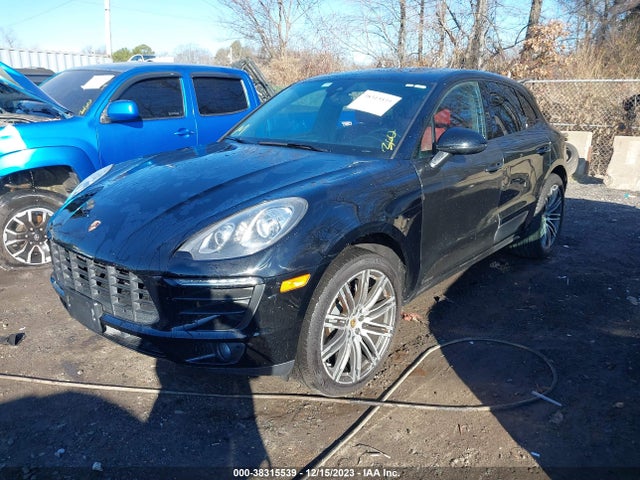 2017 PORSCHE MACAN WP1AA2A58HLB05692 Photo 1