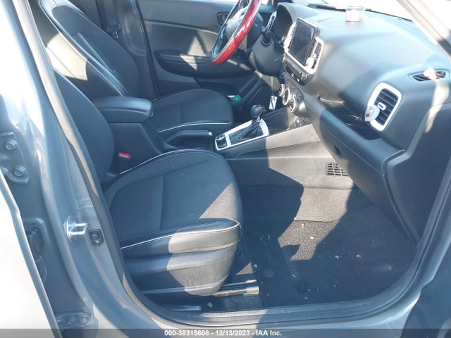 Hyundai Venue Limited 2022 KMHRC8A37NU173886 Image 5
