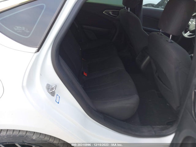 1C3CCCAB4FN635941 Chrysler 200 Limited