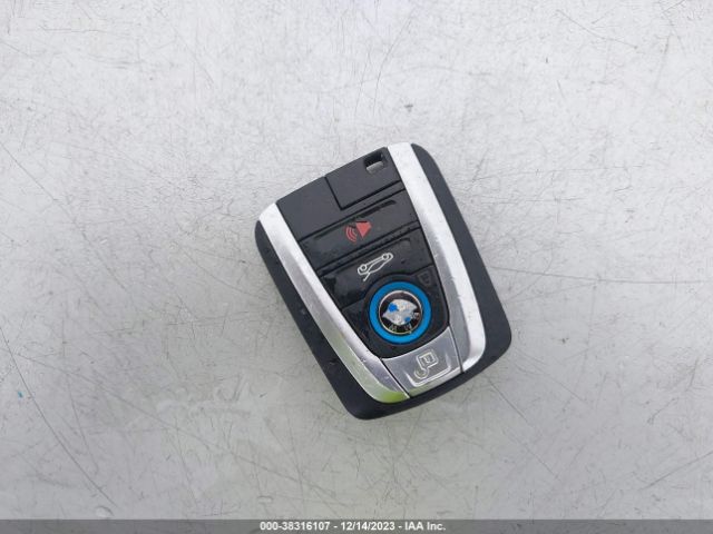 WBY2Z2C57FV392700 BMW I8