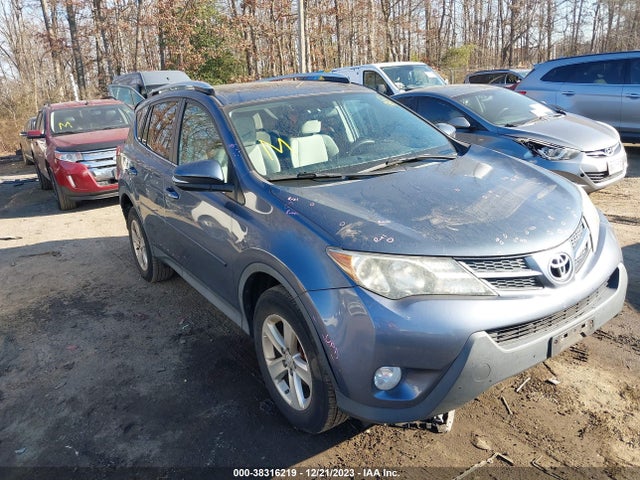 Toyota Rav4 Xle 2014 2T3RFREV0EW175639 главное изображение
