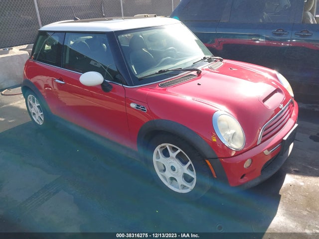 2006 MINI COOPER S WMWRE335X6TJ38683 Photo 0
