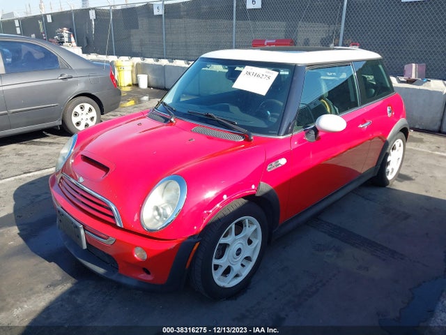 2006 MINI COOPER S WMWRE335X6TJ38683 Photo 1