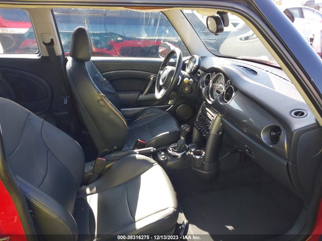 2006 MINI COOPER S WMWRE335X6TJ38683 Photo 4