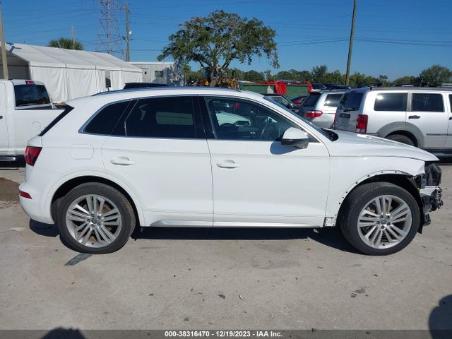 WA1BNAFY0K2075084 Audi Q5 45 Premium