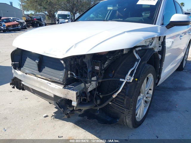 WA1BNAFY0K2075084 Audi Q5 45 Premium