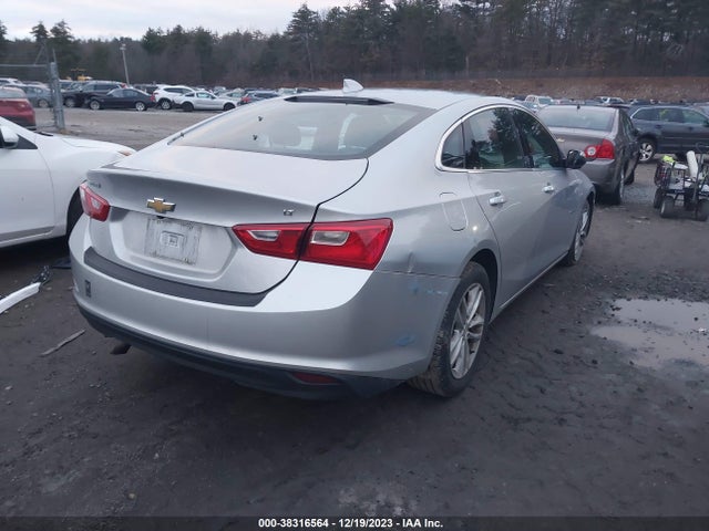 Chevrolet MALIBU LT 2018 1G1ZD5ST2JF123872 Image 4