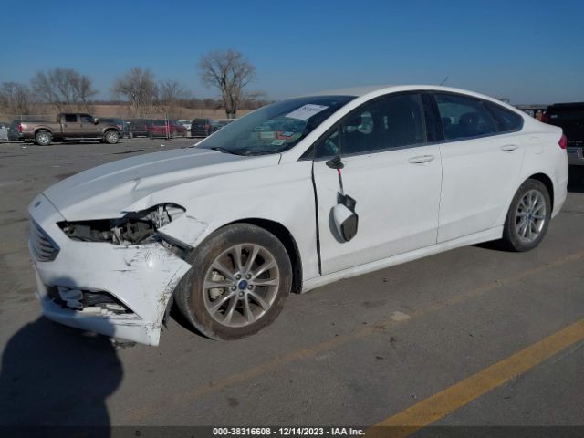3FA6P0H73HR381755 Ford FUSION SE