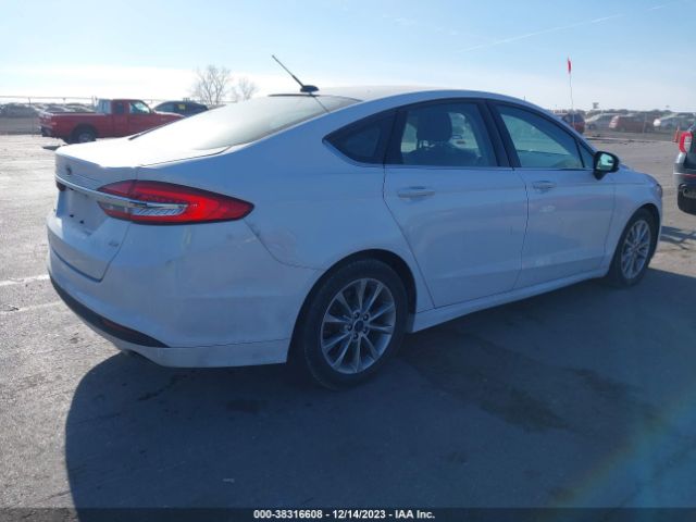 3FA6P0H73HR381755 Ford FUSION SE