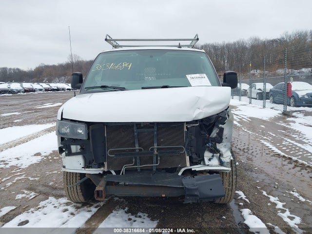 Chevrolet Express 2500 Work Van 2018 1GCWGAFG8J1343148 Image 12