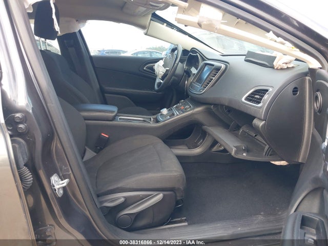 Chrysler 200 Limited 2015 1C3CCCAB5FN750614 Image 5